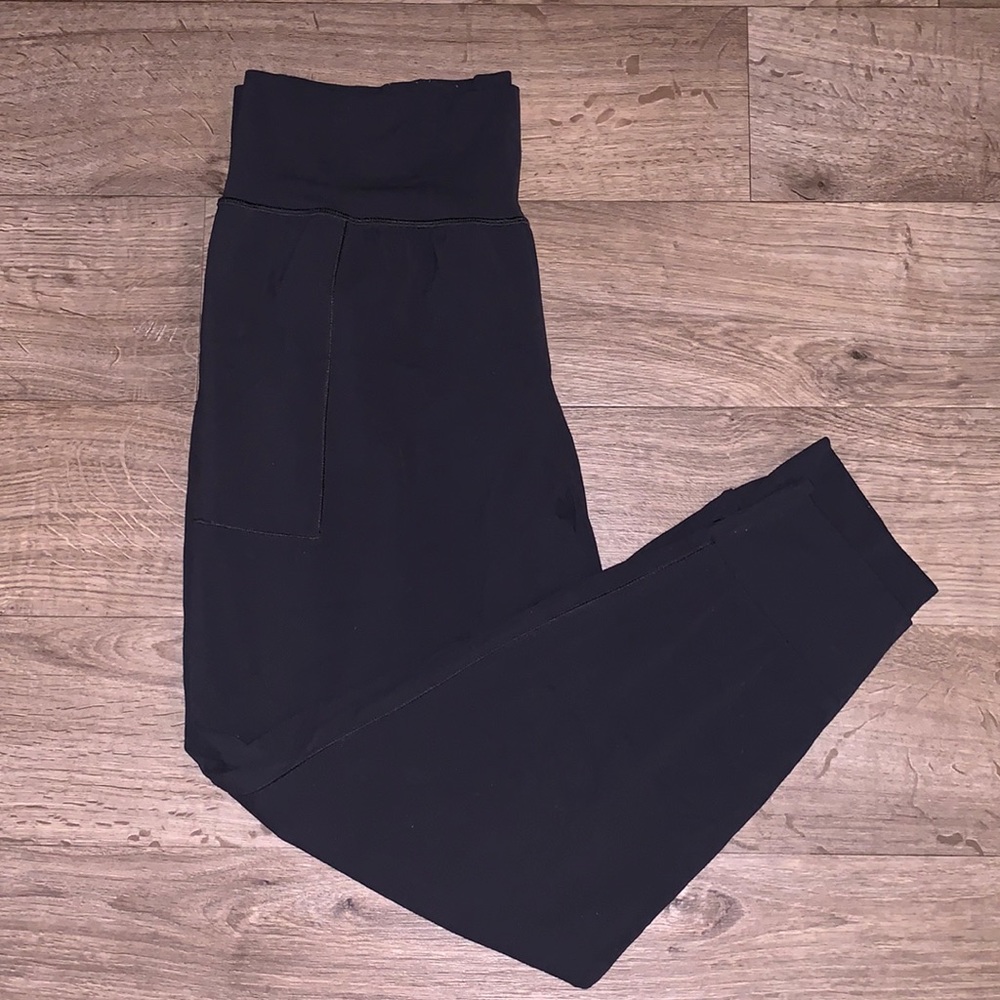 Athleta Salutation Stash Pocket Joggers
